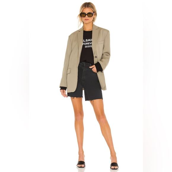 NWT Mother Superior Tripper Cut Off Fray Short (size 24) - Picture 2 of 10